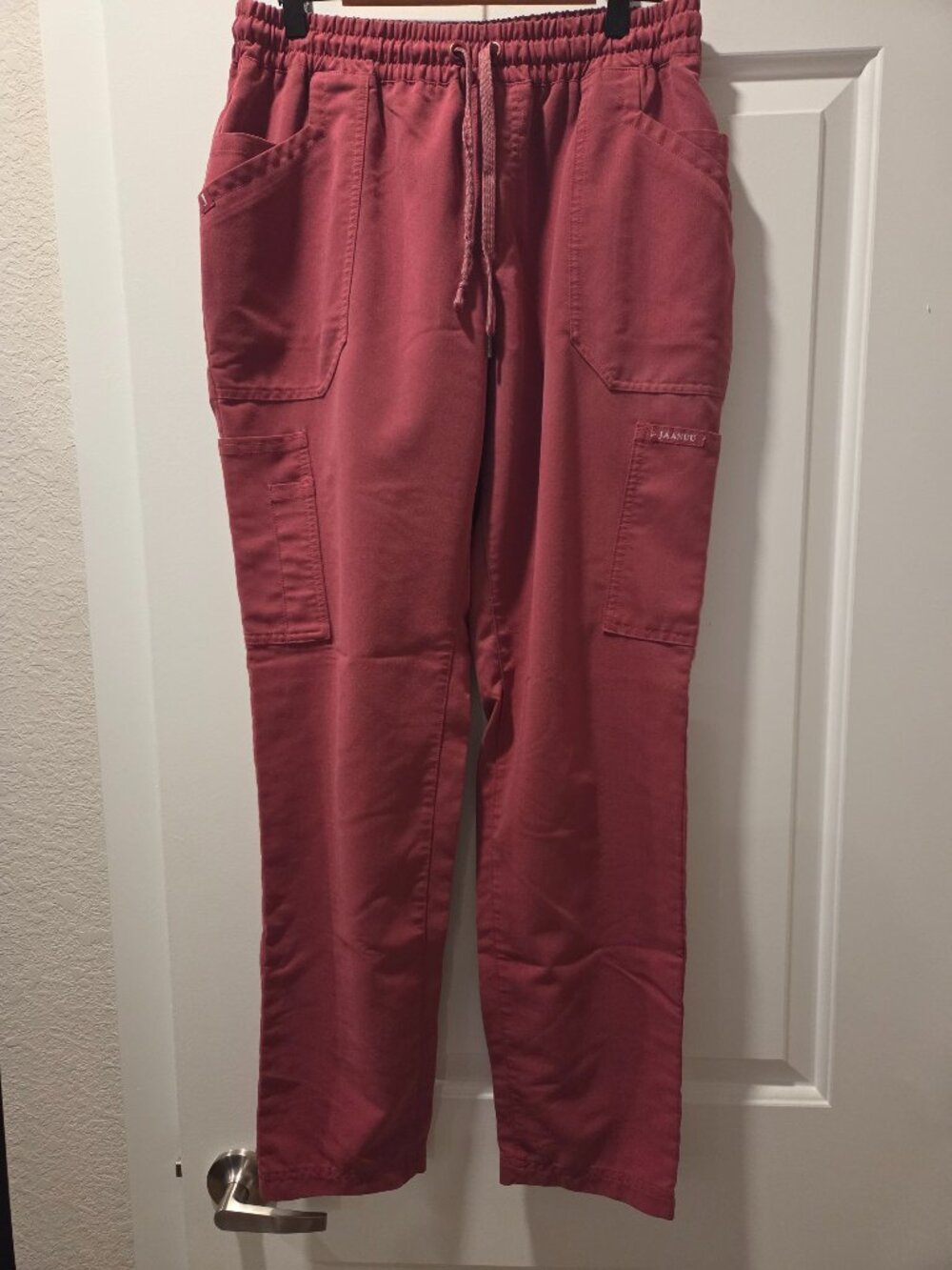 Jaanuu womens medium cargo scrub pant